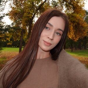 Meet your Posher, Дарина